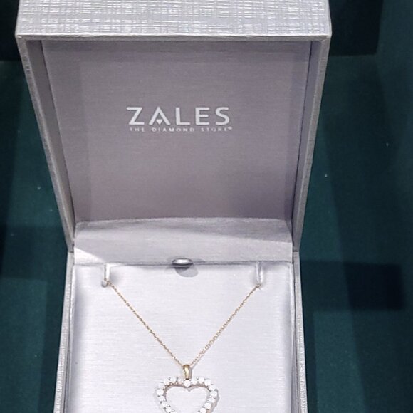 Opal Necklace 10K Gold - Picture 5 of 5